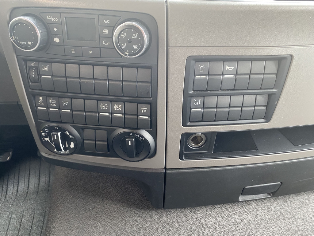 Locação financeira de MAN TGS 18.460 4x4 H BLS MAN TGS 18.460 4x4 H BLS: foto 18 Locação financeira de MAN TGS 18.460 4x4 H BLS MAN TGS 18.460 4x4 H BLS: foto 18