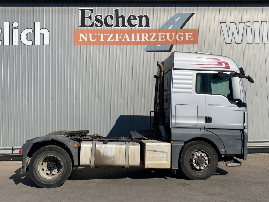 MAN TGX 18.460 4x4 H BLS / Motorschaden - Tractor: foto 3 MAN TGX 18.460 4x4 H BLS / Motorschaden - Tractor: foto 3