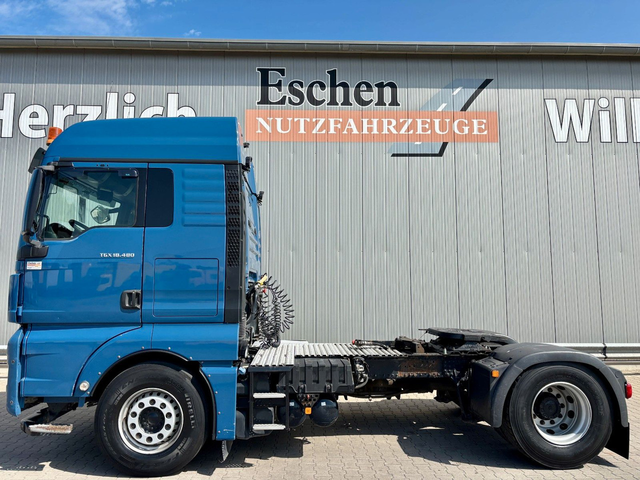 MAN TGX 18.480 BLS | XLX*2x Hydraulik*Intarder*Navi - Tractor: foto 2 MAN TGX 18.480 BLS | XLX*2x Hydraulik*Intarder*Navi - Tractor: foto 2