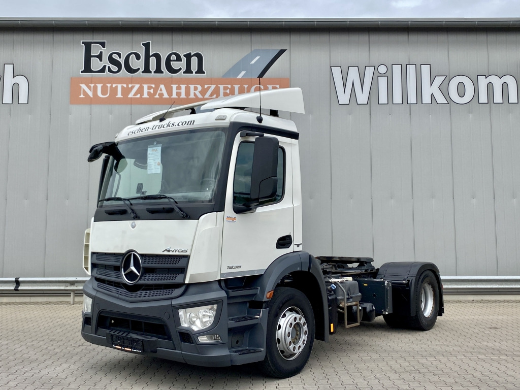 Mercedes-Benz 1836 LS 4x2 Antos - Tractor: foto 1 Mercedes-Benz 1836 LS 4x2 Antos - Tractor: foto 1