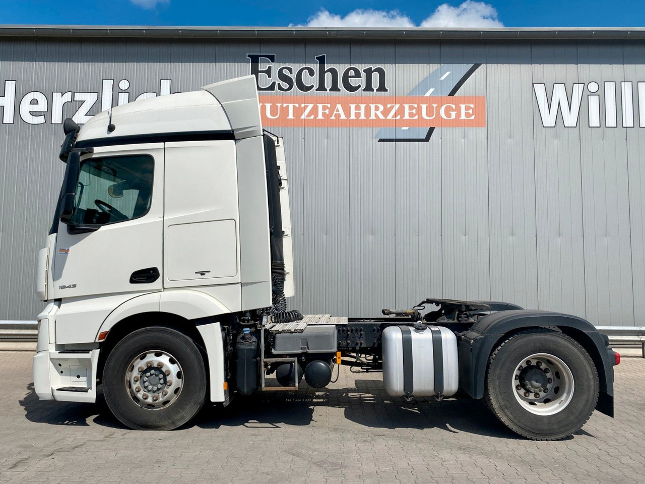 Mercedes-Benz 1843 LS Actros | Kipphydraulik*1.Hand*Alufelgen - Tractor: foto 2 Mercedes-Benz 1843 LS Actros | Kipphydraulik*1.Hand*Alufelgen - Tractor: foto 2