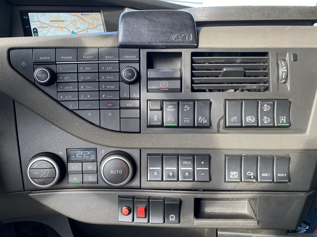 Volvo FH 460 / MKG HLK 531 HPa6 Kran - Camião de caixa aberta/ Plataforma, Camião grua: foto 5 Volvo FH 460 / MKG HLK 531 HPa6 Kran - Camião de caixa aberta/ Plataforma, Camião grua: foto 5