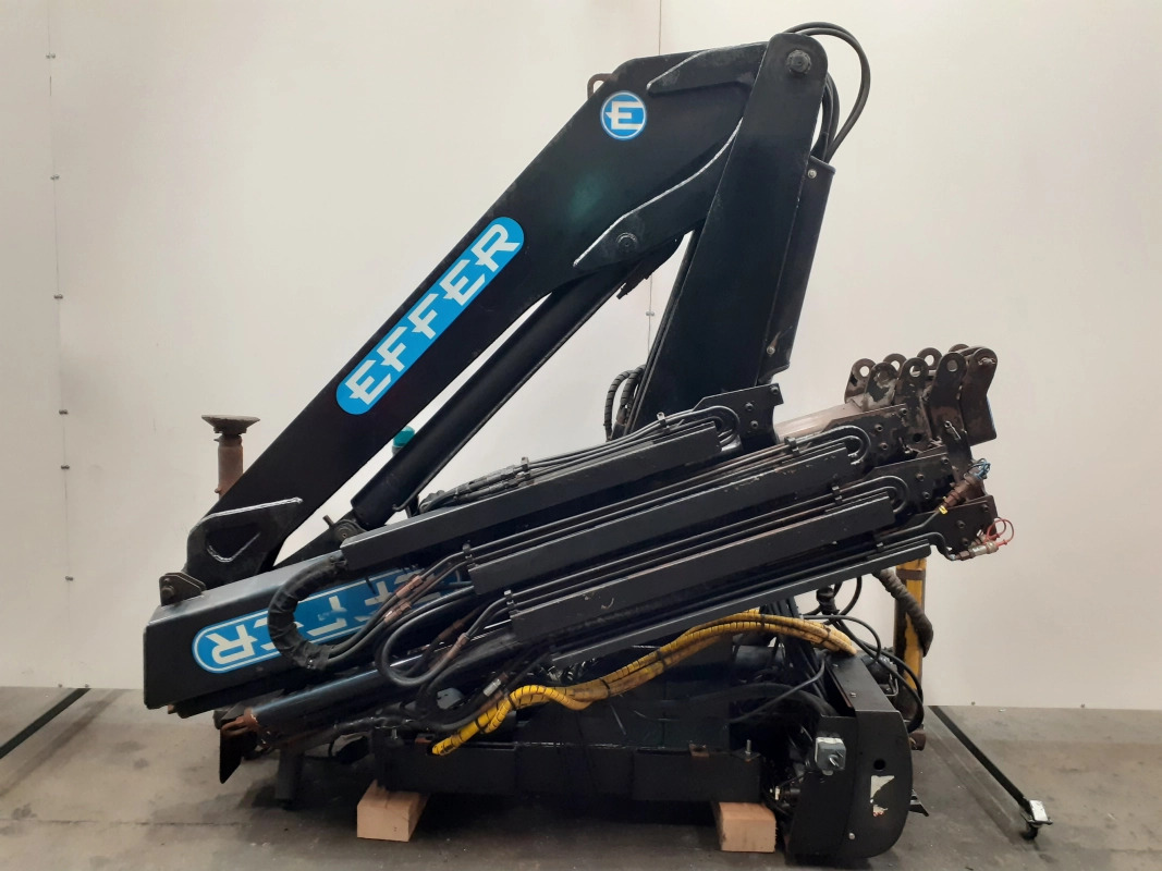 Grúa Effer 100 - 3S - Grua para camião para Camião: foto 2 Grúa Effer 100 - 3S - Grua para camião para Camião: foto 2