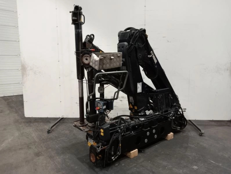 Grúa Hiab 077 B-2 HIDUO - Grua para camião para Camião: foto 3 Grúa Hiab 077 B-2 HIDUO - Grua para camião para Camião: foto 3