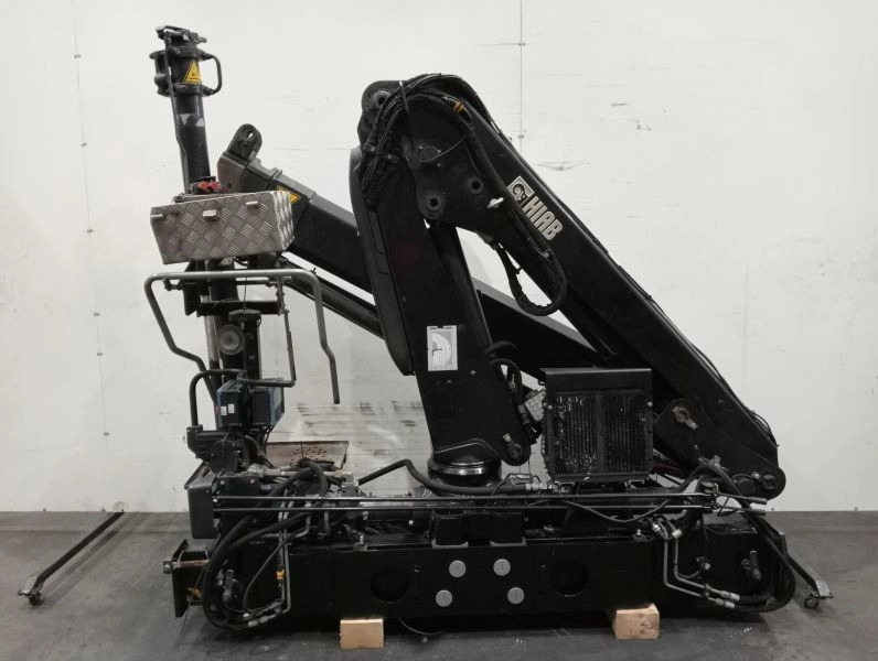 Grúa Hiab 077 B-2 HIDUO - Grua para camião para Camião: foto 2 Grúa Hiab 077 B-2 HIDUO - Grua para camião para Camião: foto 2