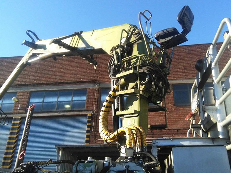 Grúa forestal Loglift F241 - Grua para camião para Equipamento florestal: foto 3 Grúa forestal Loglift F241 - Grua para camião para Equipamento florestal: foto 3