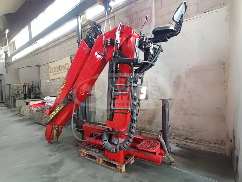 Grúa hidráulica Epsilon E140Z95 - Grua para camião: foto 4 Grúa hidráulica Epsilon E140Z95 - Grua para camião: foto 4