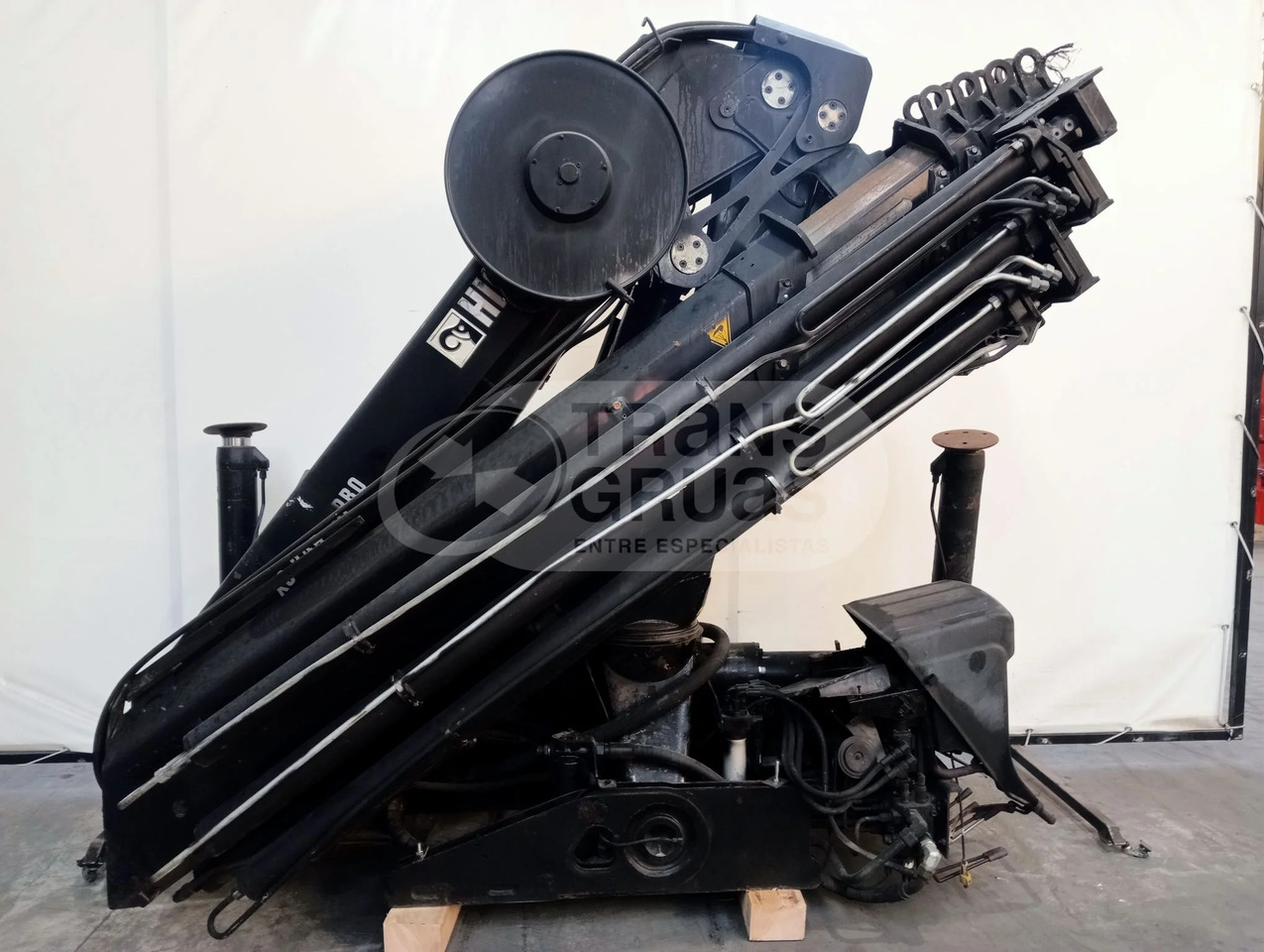 Grúa hidráulica HIAB 244EP-5 HIPRO - Grua para camião: foto 2 Grúa hidráulica HIAB 244EP-5 HIPRO - Grua para camião: foto 2