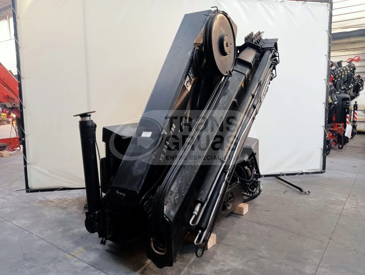 Grúa hidráulica HIAB 244EP-5 HIPRO - Grua para camião: foto 3 Grúa hidráulica HIAB 244EP-5 HIPRO - Grua para camião: foto 3