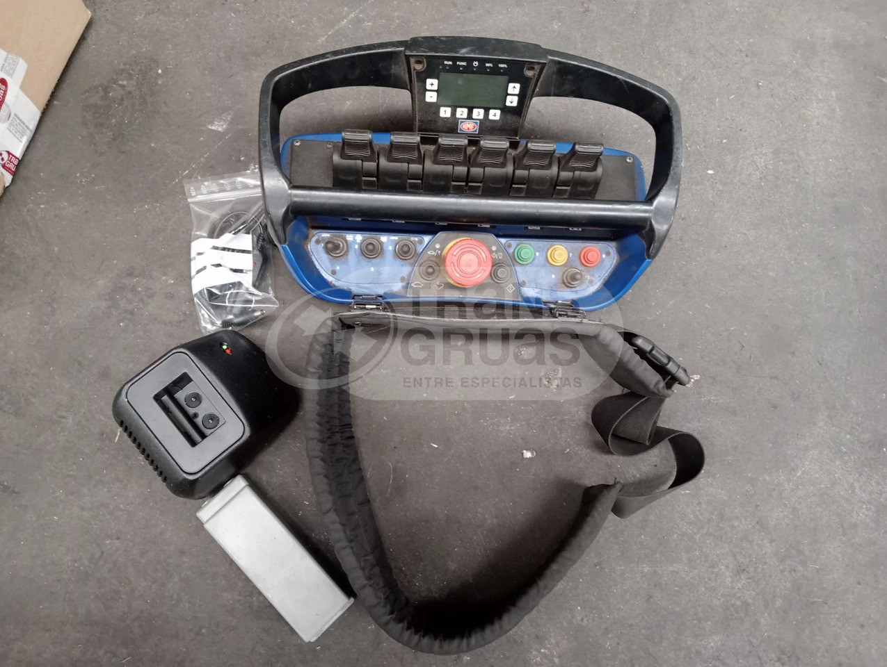 Grúa hidráulica HMF 1520 K4 - Grua para camião: foto 5 Grúa hidráulica HMF 1520 K4 - Grua para camião: foto 5