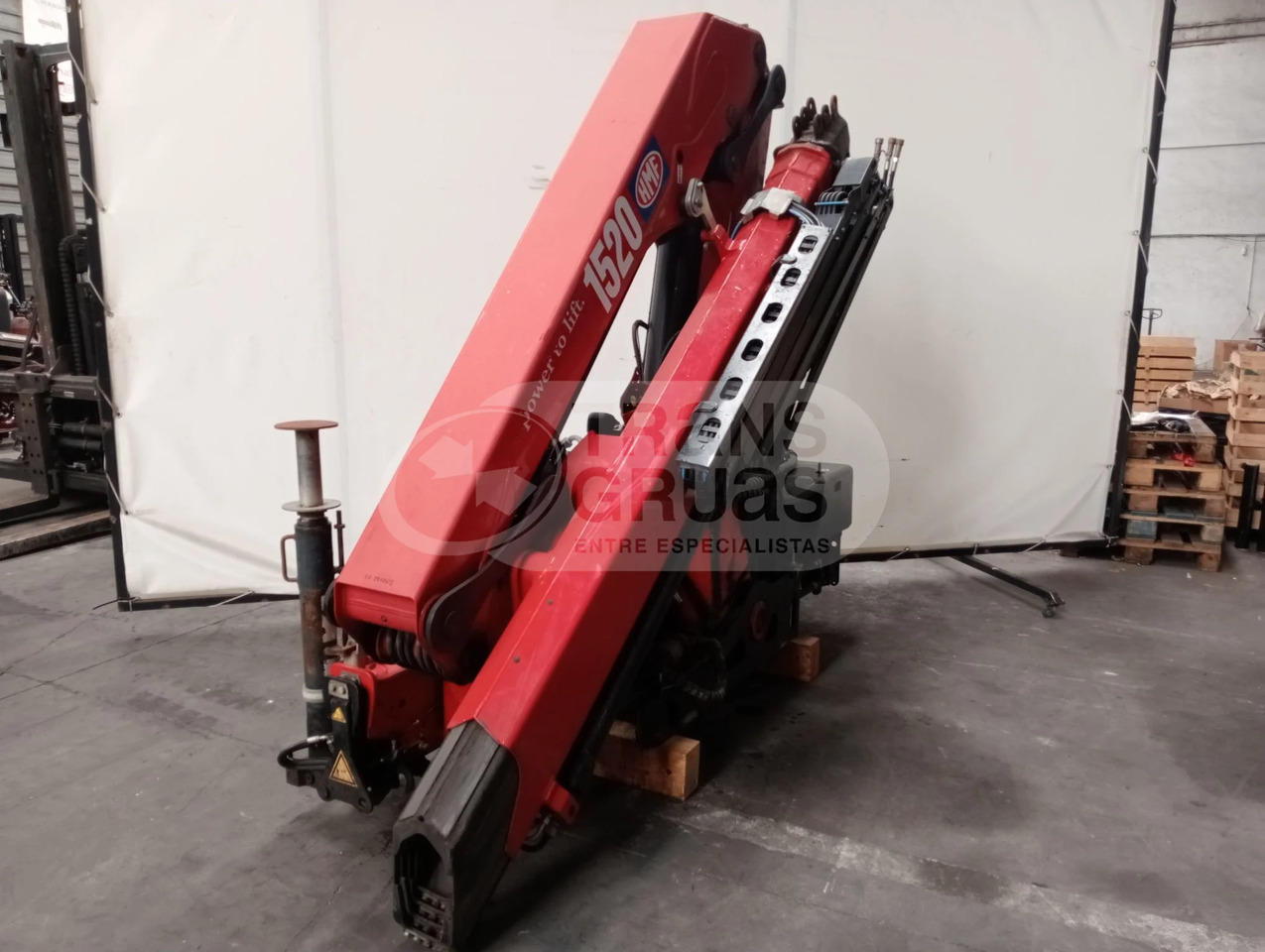 Grúa hidráulica HMF 1520 K4 - Grua para camião: foto 1 Grúa hidráulica HMF 1520 K4 - Grua para camião: foto 1