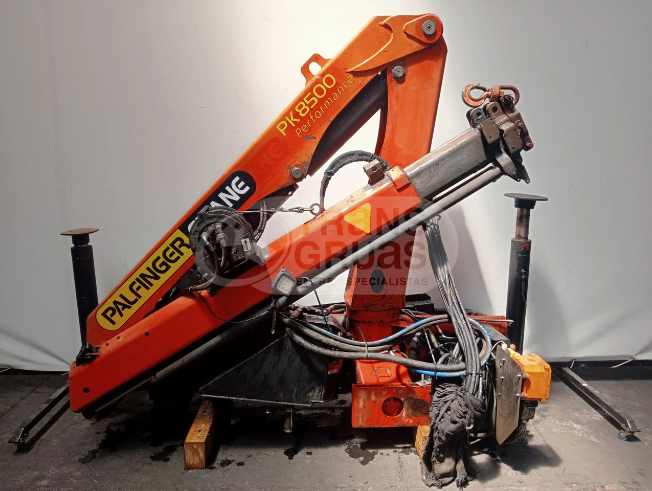 Grúa hidráulica Palfinger PK 8500 - Grua para camião: foto 1 Grúa hidráulica Palfinger PK 8500 - Grua para camião: foto 1