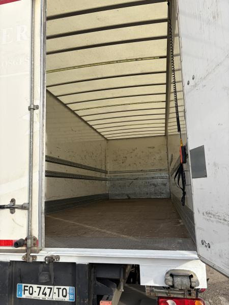 DAF LF 210 - Camião furgão: foto 4 DAF LF 210 - Camião furgão: foto 4