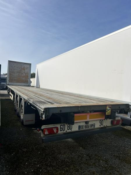 Fruehauf - Semi-reboque plataforma/ Caixa aberta: foto 3 Fruehauf - Semi-reboque plataforma/ Caixa aberta: foto 3