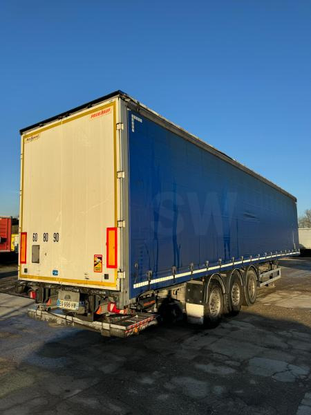 Fruehauf - Semi-reboque de lona: foto 1 Fruehauf - Semi-reboque de lona: foto 1