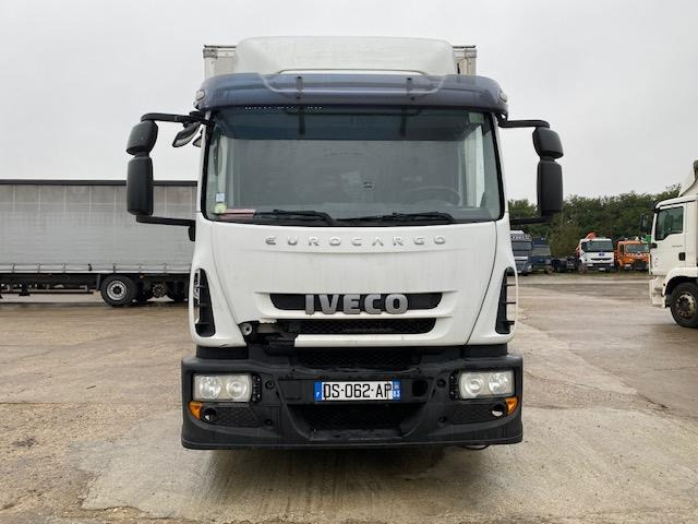 Iveco Eurocargo 120E22 - Camião furgão: foto 2 Iveco Eurocargo 120E22 - Camião furgão: foto 2
