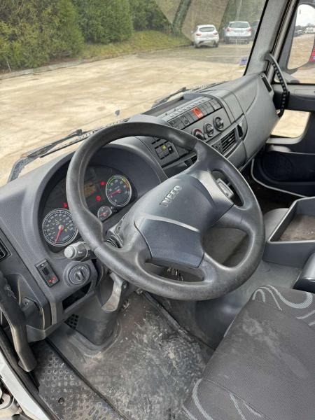 Iveco Eurocargo 160E30 - Camião frigorífico: foto 2 Iveco Eurocargo 160E30 - Camião frigorífico: foto 2