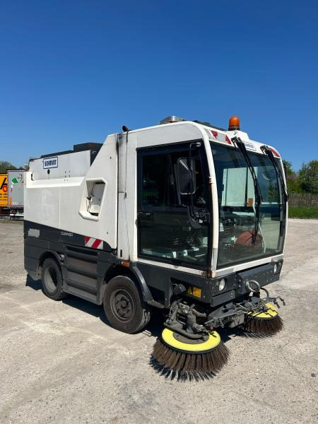 Schmidt Clingo 500 Compact 400 - Varredora urbana: foto 1 Schmidt Clingo 500 Compact 400 - Varredora urbana: foto 1