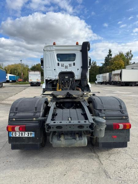 Mercedes Arocs 2045 - Tractor: foto 2 Mercedes Arocs 2045 - Tractor: foto 2