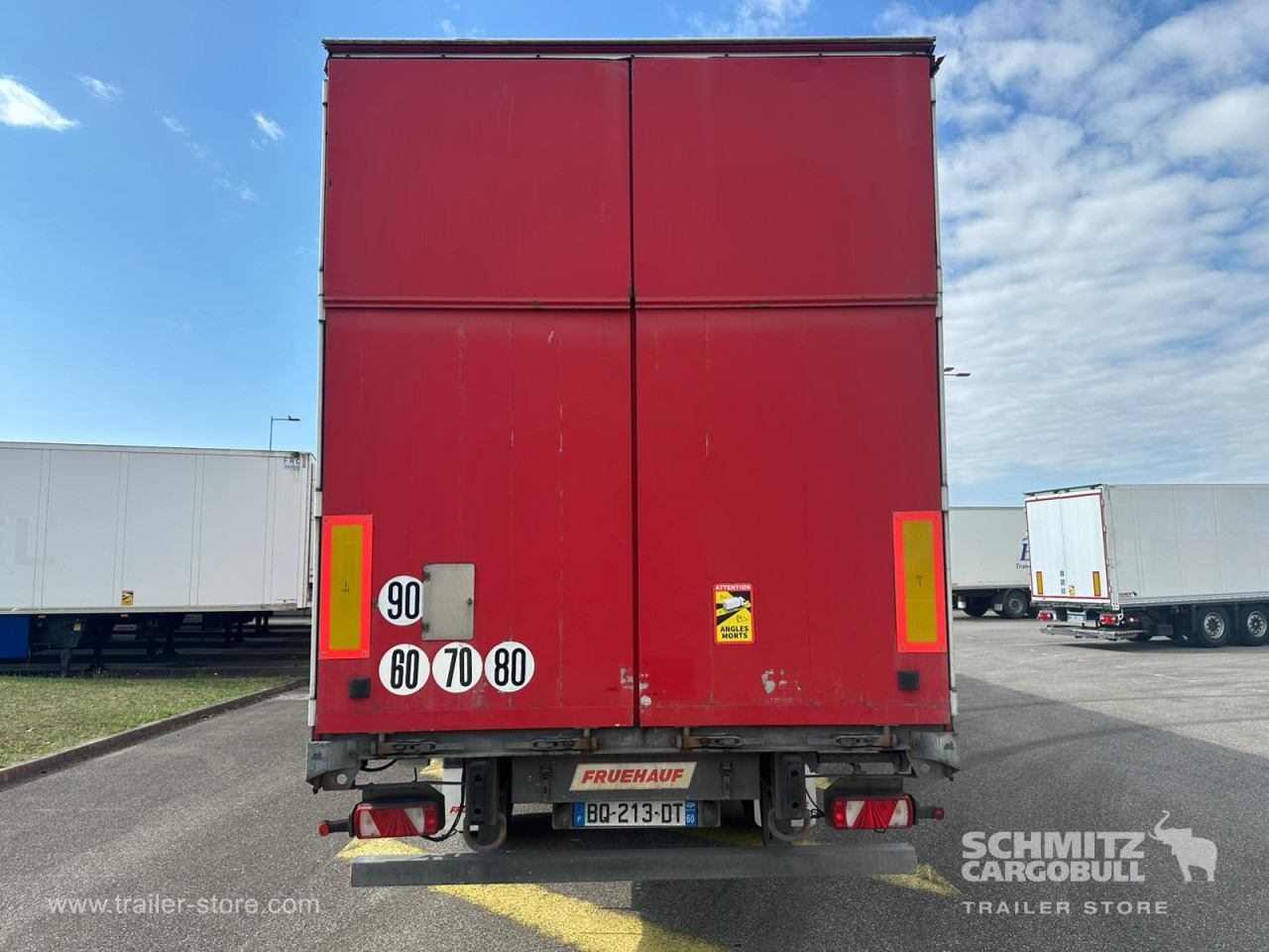 FRUEHAUF Curtainsider Standard - Semi-reboque de lona: foto 2 FRUEHAUF Curtainsider Standard - Semi-reboque de lona: foto 2