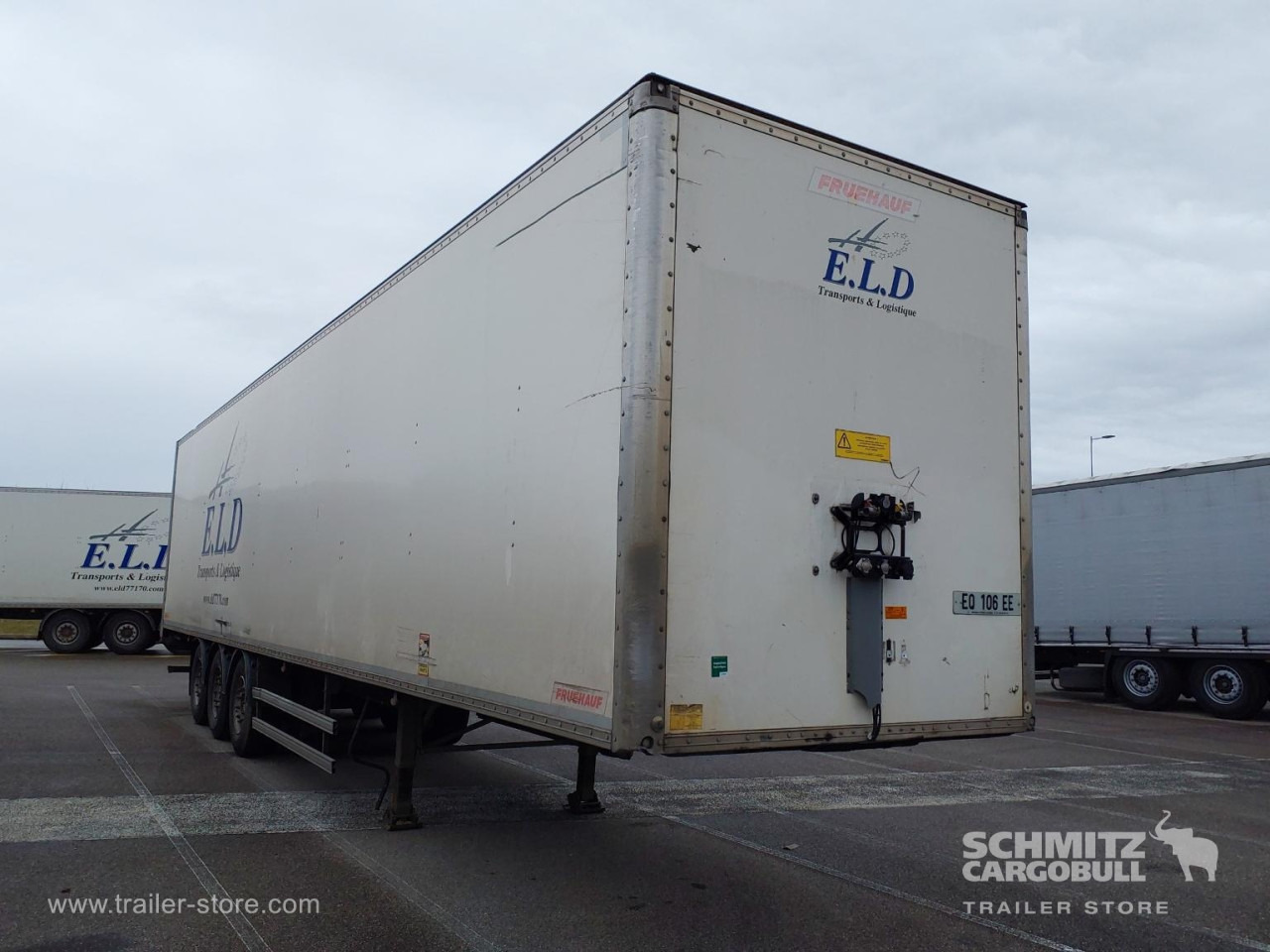 FRUEHAUF Dryfreight Standard Roller shutter door - Semi-reboque furgão: foto 1 FRUEHAUF Dryfreight Standard Roller shutter door - Semi-reboque furgão: foto 1