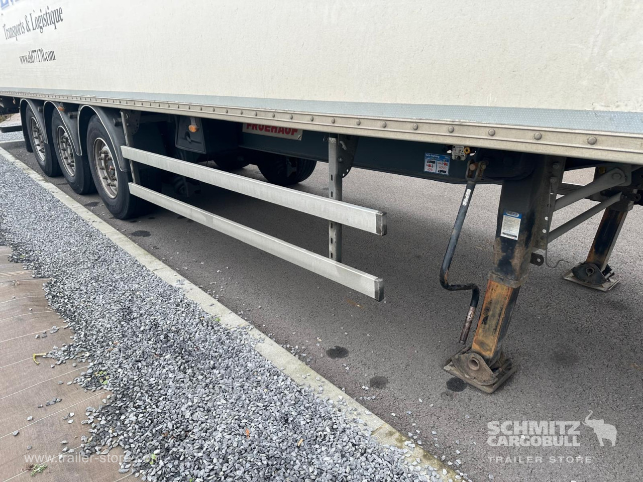 FRUEHAUF Dryfreight Standard Roller shutter door - Semi-reboque furgão: foto 3 FRUEHAUF Dryfreight Standard Roller shutter door - Semi-reboque furgão: foto 3