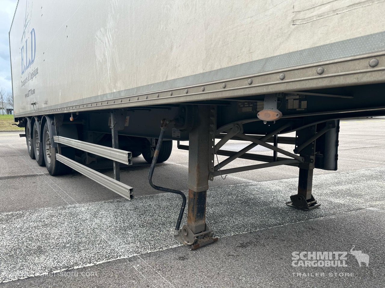 FRUEHAUF Dryfreight Standard Roller shutter door - Semi-reboque furgão: foto 2 FRUEHAUF Dryfreight Standard Roller shutter door - Semi-reboque furgão: foto 2