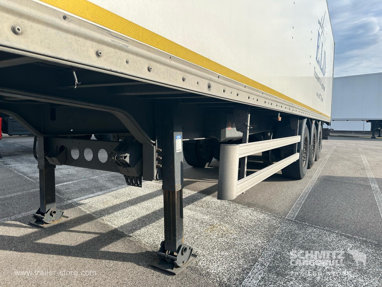 LECI TRAILER Dryfreight Standard Roller shutter door - Semi-reboque furgão: foto 2 LECI TRAILER Dryfreight Standard Roller shutter door - Semi-reboque furgão: foto 2
