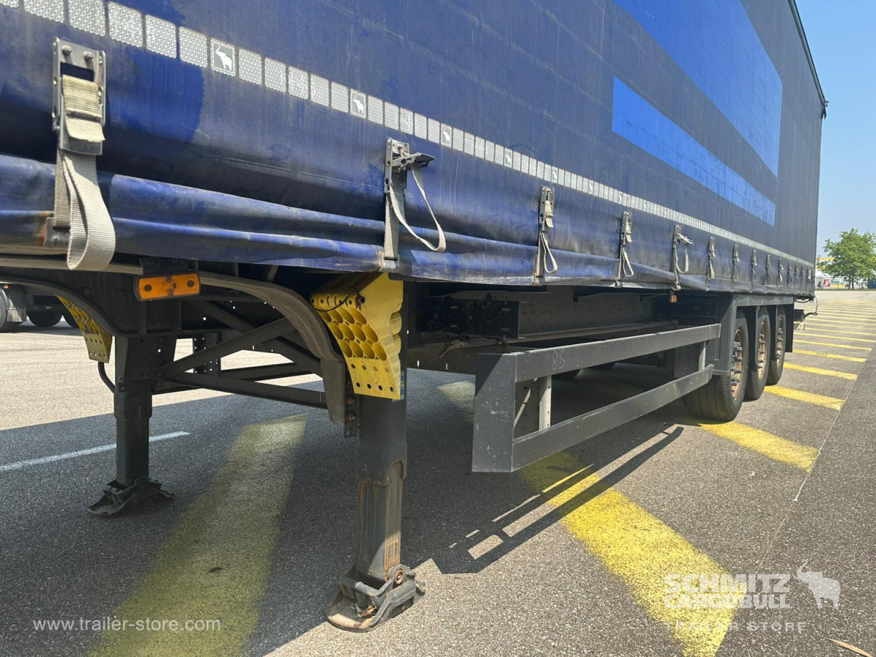 SCHMITZ Curtainsider Mega - Semi-reboque de lona: foto 3 SCHMITZ Curtainsider Mega - Semi-reboque de lona: foto 3