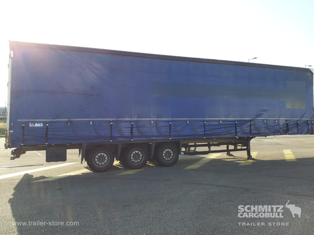 SCHMITZ Curtainsider Mega - Semi-reboque de lona: foto 2 SCHMITZ Curtainsider Mega - Semi-reboque de lona: foto 2