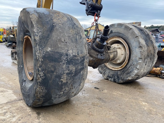 CAT 992 C -1V-5949 - Eixo dianteiro para Máquina de construção: foto 2 CAT 992 C -1V-5949 - Eixo dianteiro para Máquina de construção: foto 2