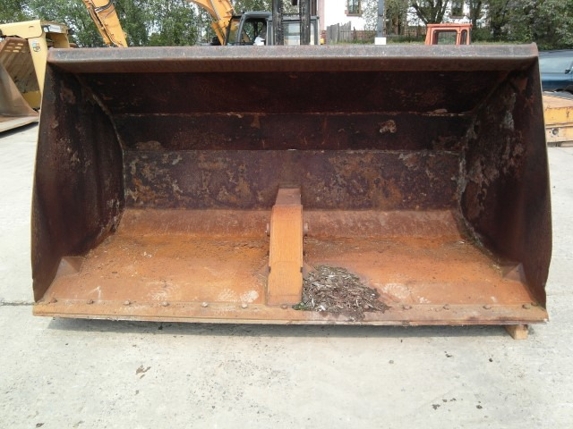 Case - Balde carregador: foto 5 Case - Balde carregador: foto 5