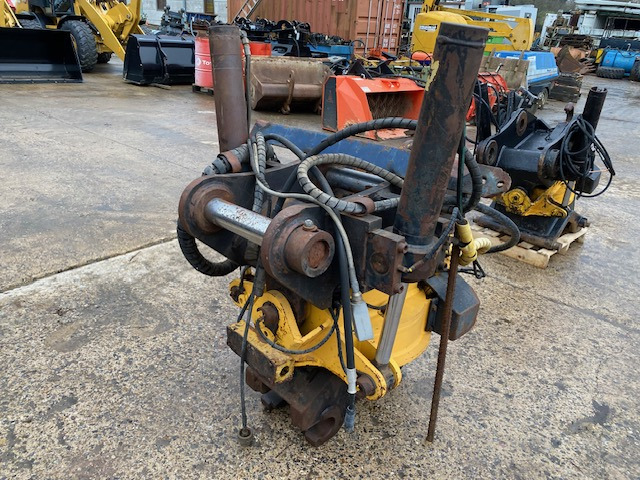 Engcon EC 30 PUP80BHD10 - Tiltrotator: foto 1 Engcon EC 30 PUP80BHD10 - Tiltrotator: foto 1