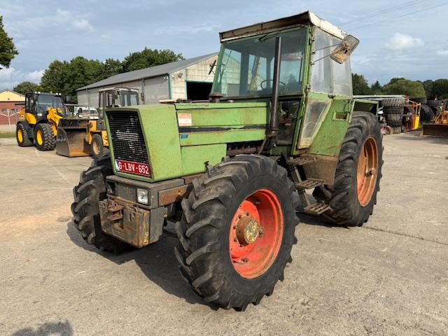 Fendt Favorit 612 LS Turbomatik  - Trator: foto 1 Fendt Favorit 612 LS Turbomatik  - Trator: foto 1