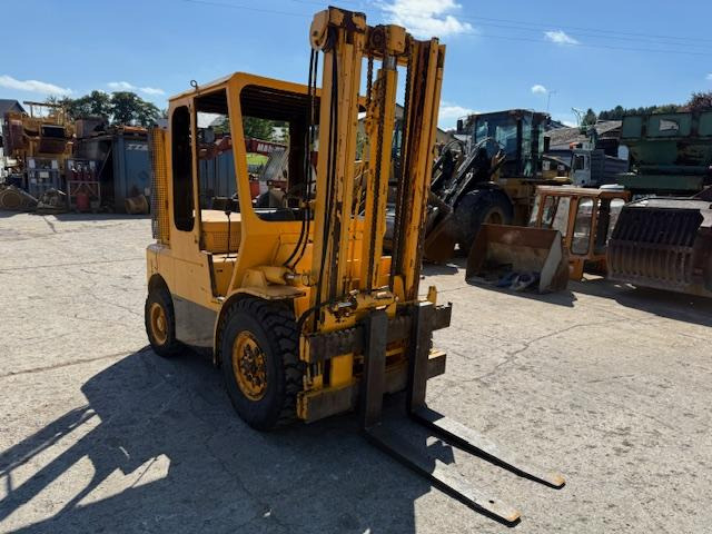 Hyster H 70 C - Empilhador telescópico: foto 2 Hyster H 70 C - Empilhador telescópico: foto 2