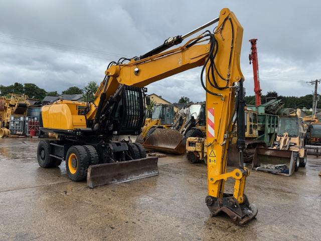 JCB JS 175 W+ - Escavadeira de rodas: foto 2 JCB JS 175 W+ - Escavadeira de rodas: foto 2