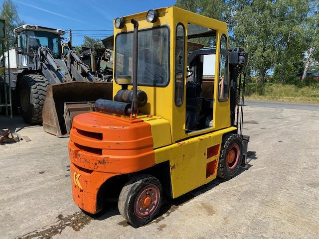 Kalmar DB3-500 - Empilhador a diesel: foto 3 Kalmar DB3-500 - Empilhador a diesel: foto 3