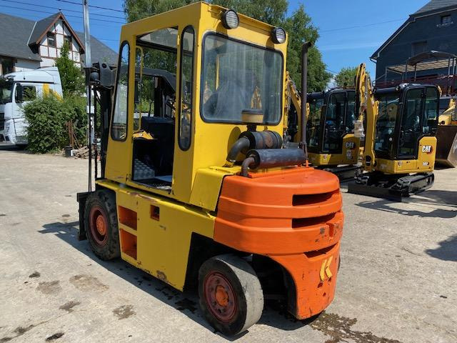 Kalmar DB3-500 - Empilhador a diesel: foto 4 Kalmar DB3-500 - Empilhador a diesel: foto 4