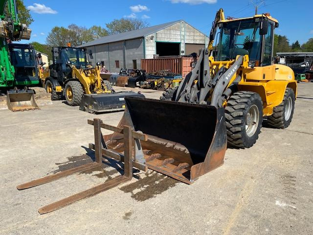 Volvo L 40 TP - Pá carregadora de rodas: foto 1 Volvo L 40 TP - Pá carregadora de rodas: foto 1