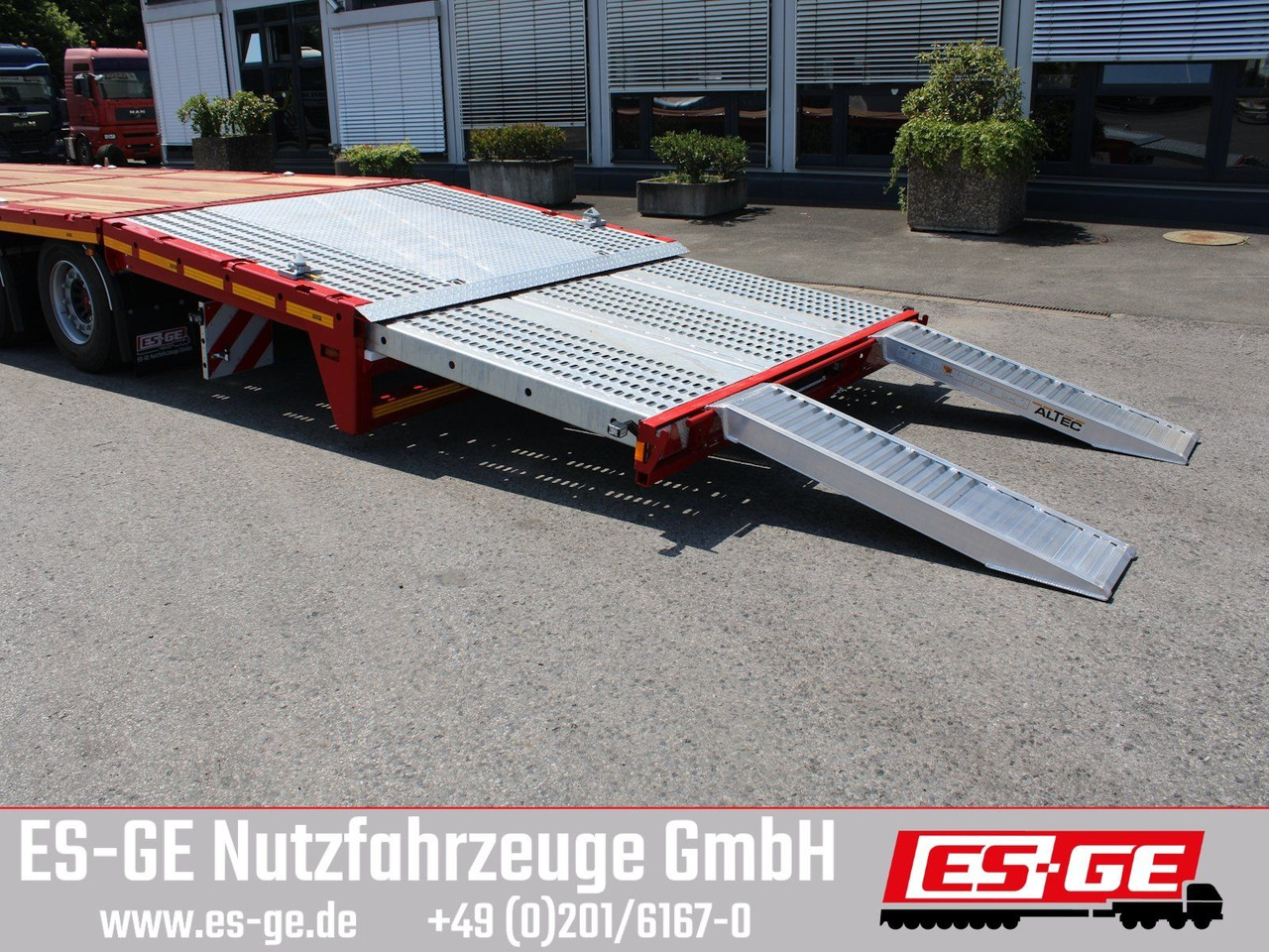 ES-GE 3-Achs Megatrailer, hydr. Heckabsenkung - Semi-reboque plataforma/ Caixa aberta: foto 5 ES-GE 3-Achs Megatrailer, hydr. Heckabsenkung - Semi-reboque plataforma/ Caixa aberta: foto 5