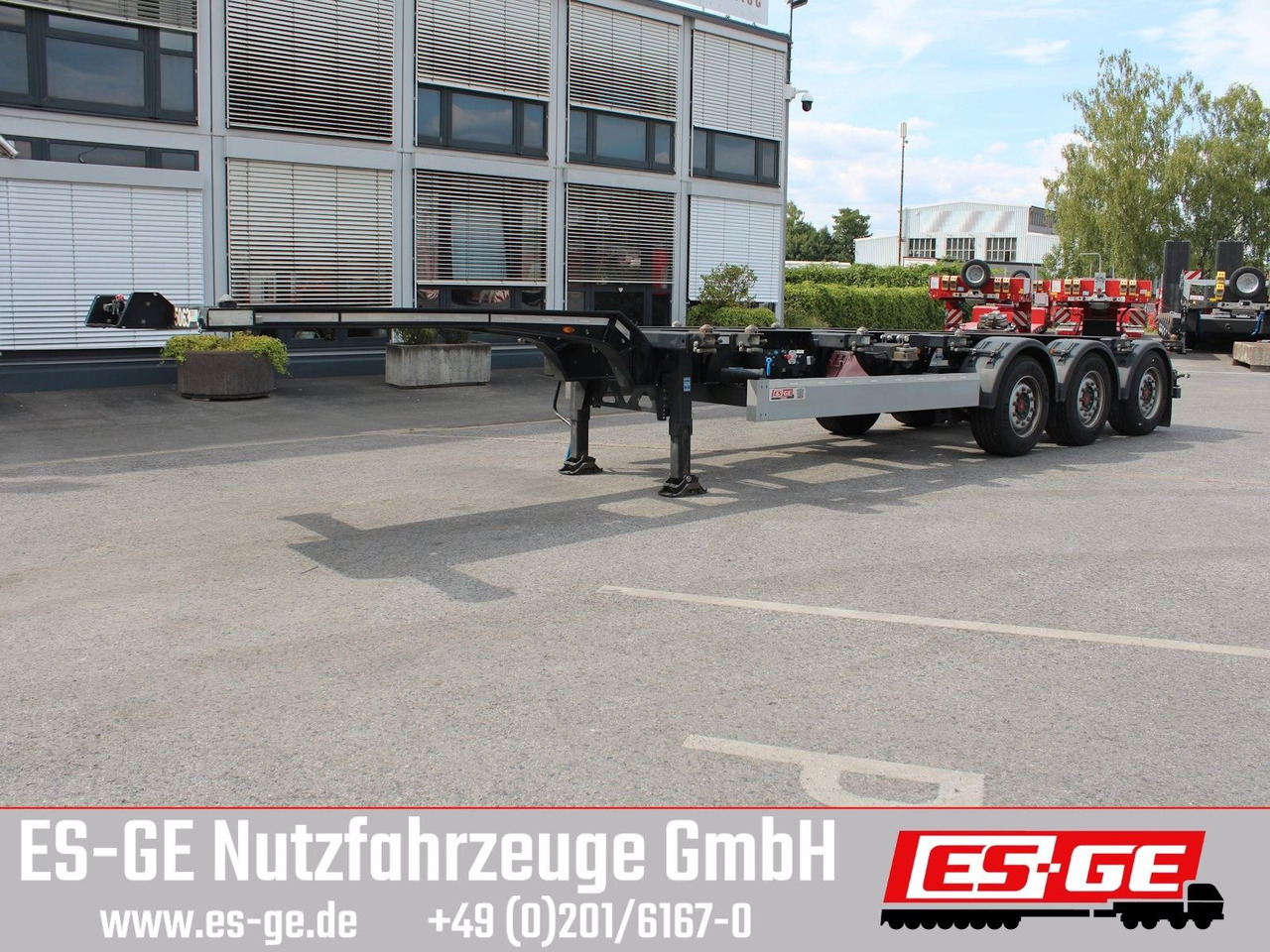 Kögel Port 40 simplex, pneumatischer Heckausschub - Semi-reboque transportador de contêineres/ Caixa móvel: foto 2 Kögel Port 40 simplex, pneumatischer Heckausschub - Semi-reboque transportador de contêineres/ Caixa móvel: foto 2
