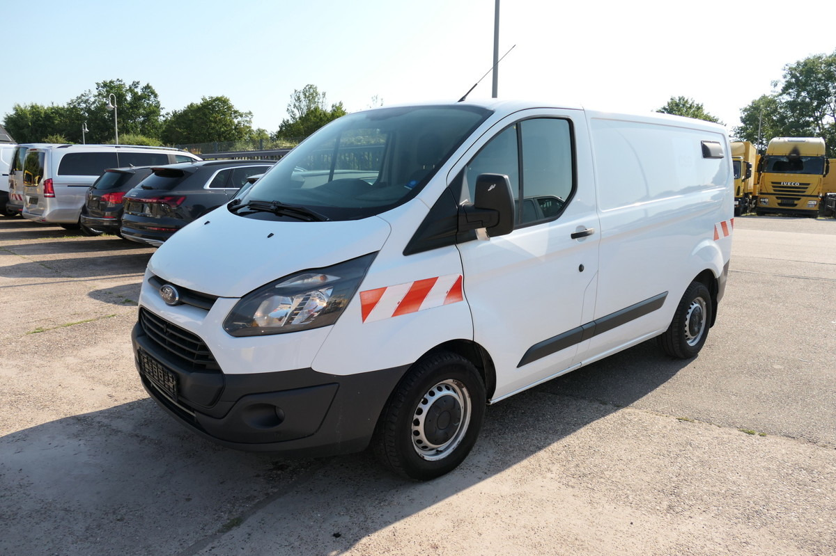 FORD Transit Custom 290 2.0 TDCi KLIMA TEMPOMAT AHK W - Furgão compacto: foto 3 FORD Transit Custom 290 2.0 TDCi KLIMA TEMPOMAT AHK W - Furgão compacto: foto 3