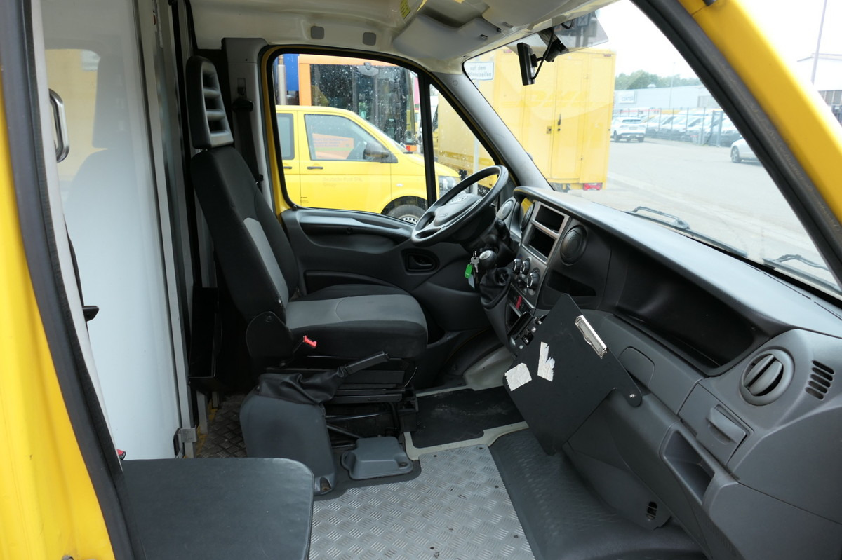IVECO Daily 35 S11 C30C AUTOMATIK KAMERA MAXI KAMERA R - Carrinha de contentor: foto 5 IVECO Daily 35 S11 C30C AUTOMATIK KAMERA MAXI KAMERA R - Carrinha de contentor: foto 5