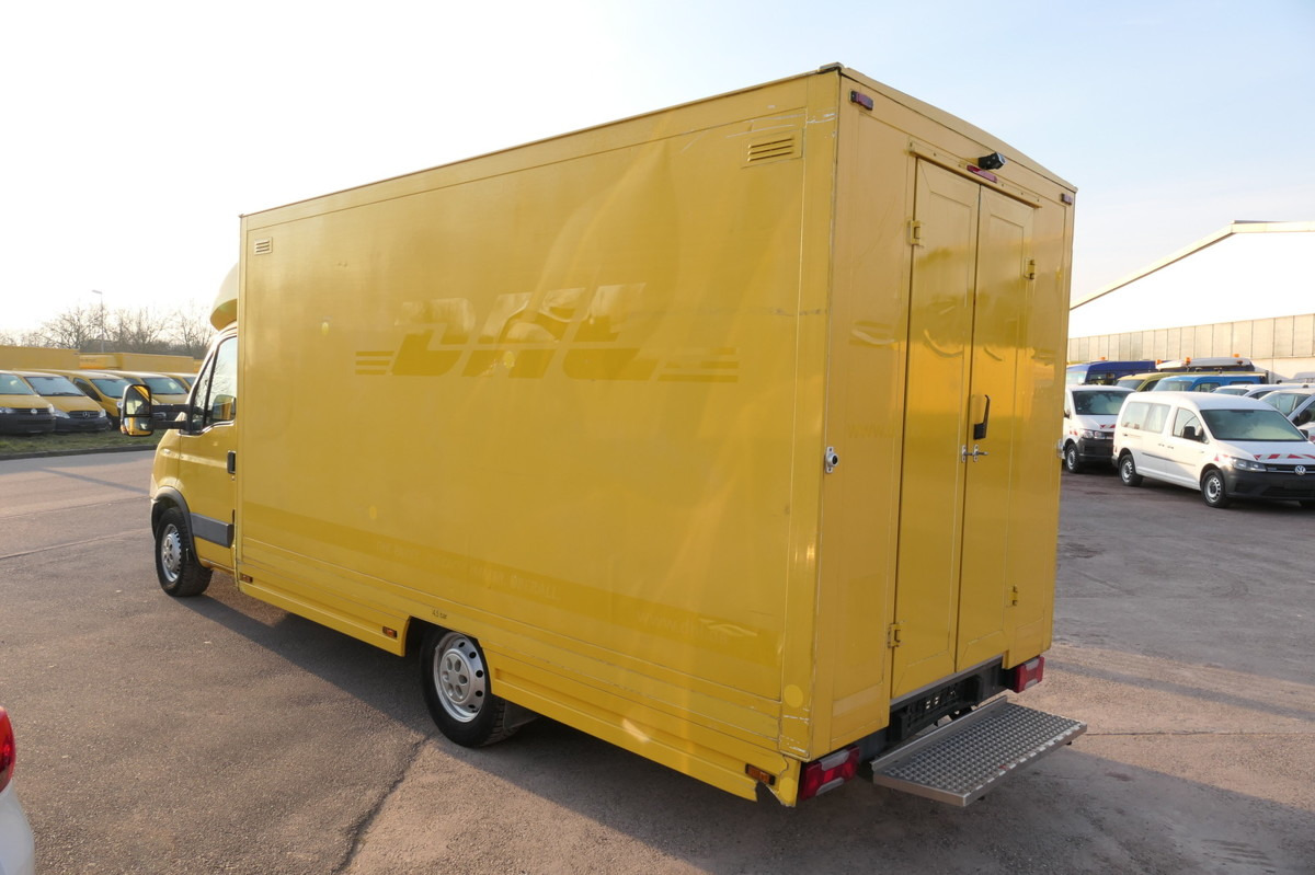 IVECO Daily 35 S11 C30C AUTOMATIK KAMERA MAXI KAMERA R - Carrinha de contentor: foto 4 IVECO Daily 35 S11 C30C AUTOMATIK KAMERA MAXI KAMERA R - Carrinha de contentor: foto 4
