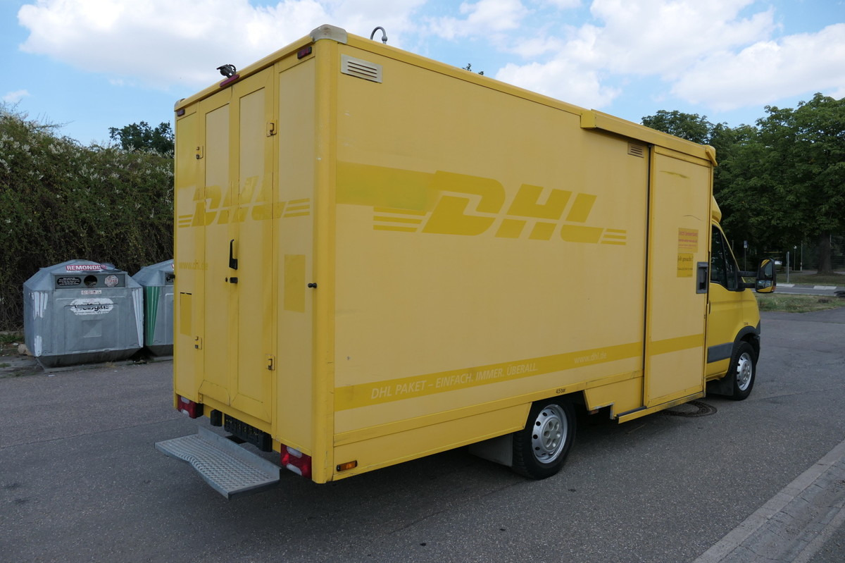 IVECO Daily 35 S11 C30C AUTOMATIK KAMERA MAXI KAMERA R - Carrinha de contentor: foto 3 IVECO Daily 35 S11 C30C AUTOMATIK KAMERA MAXI KAMERA R - Carrinha de contentor: foto 3