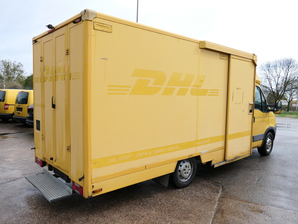 IVECO Daily 35 S11 C30C AUTOMATIK KAMERA MAXI Regale D - Carrinha de contentor: foto 4 IVECO Daily 35 S11 C30C AUTOMATIK KAMERA MAXI Regale D - Carrinha de contentor: foto 4