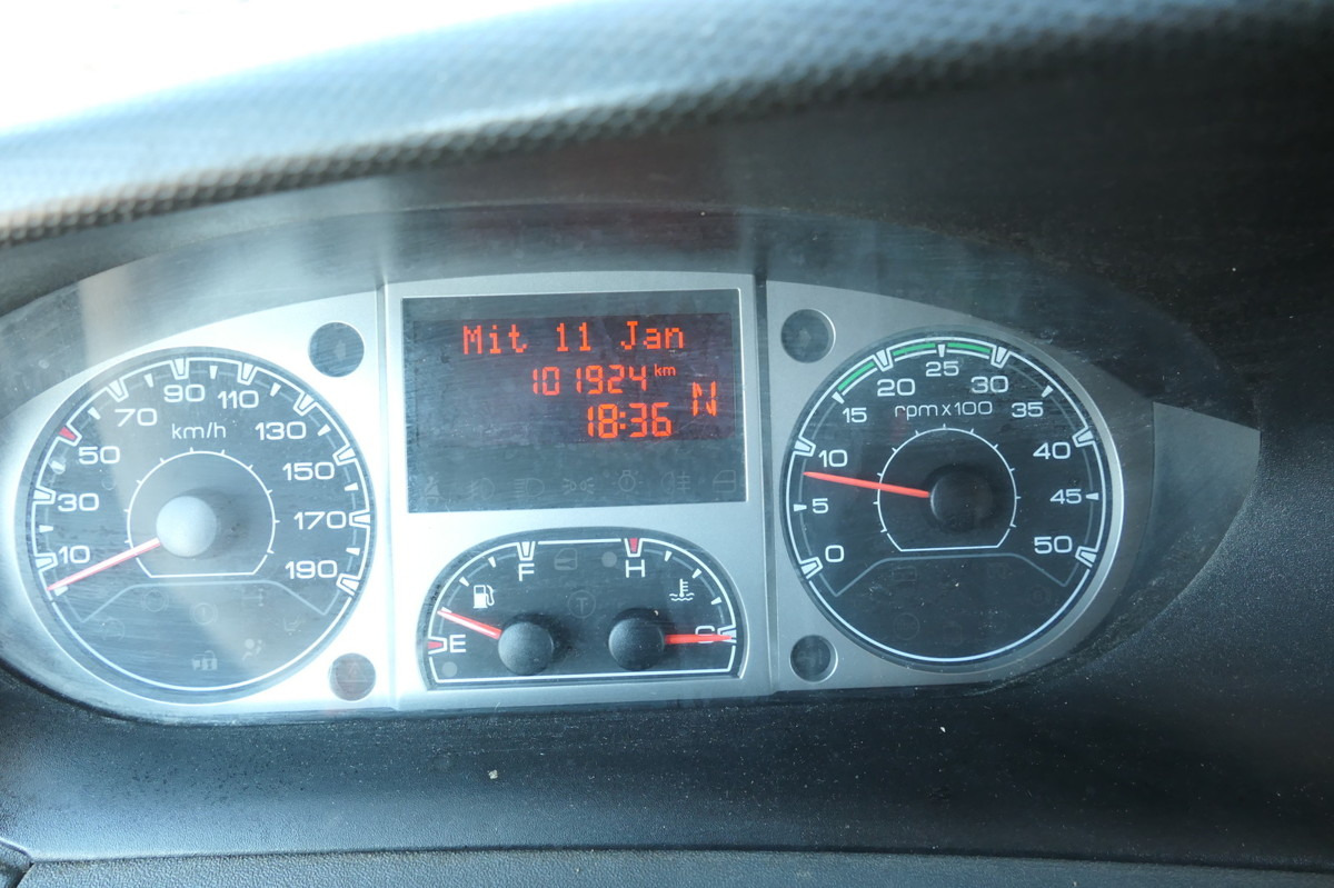 Carrinha de contentor IVECO Daily 35 S11 C30C AUTOMATIK KAMERA MAXI Regale D: foto 13