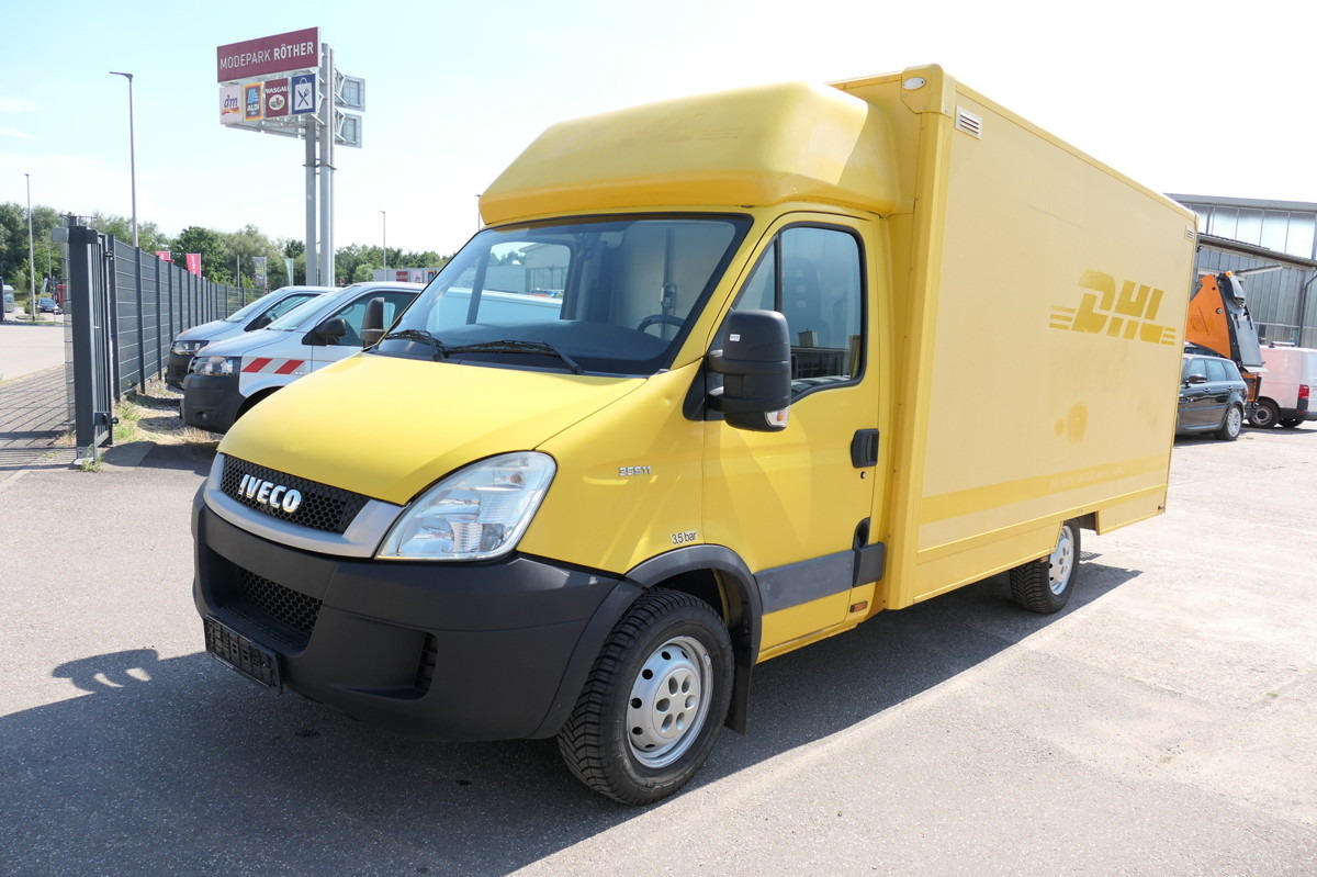 IVECO Daily 35 S11 C30C AUTOMATIK KAMERA MAXI Regale D - Carrinha de contentor: foto 2 IVECO Daily 35 S11 C30C AUTOMATIK KAMERA MAXI Regale D - Carrinha de contentor: foto 2