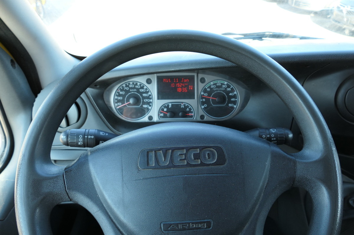Carrinha de contentor IVECO Daily 35 S11 C30C AUTOMATIK KAMERA MAXI Regale D: foto 12