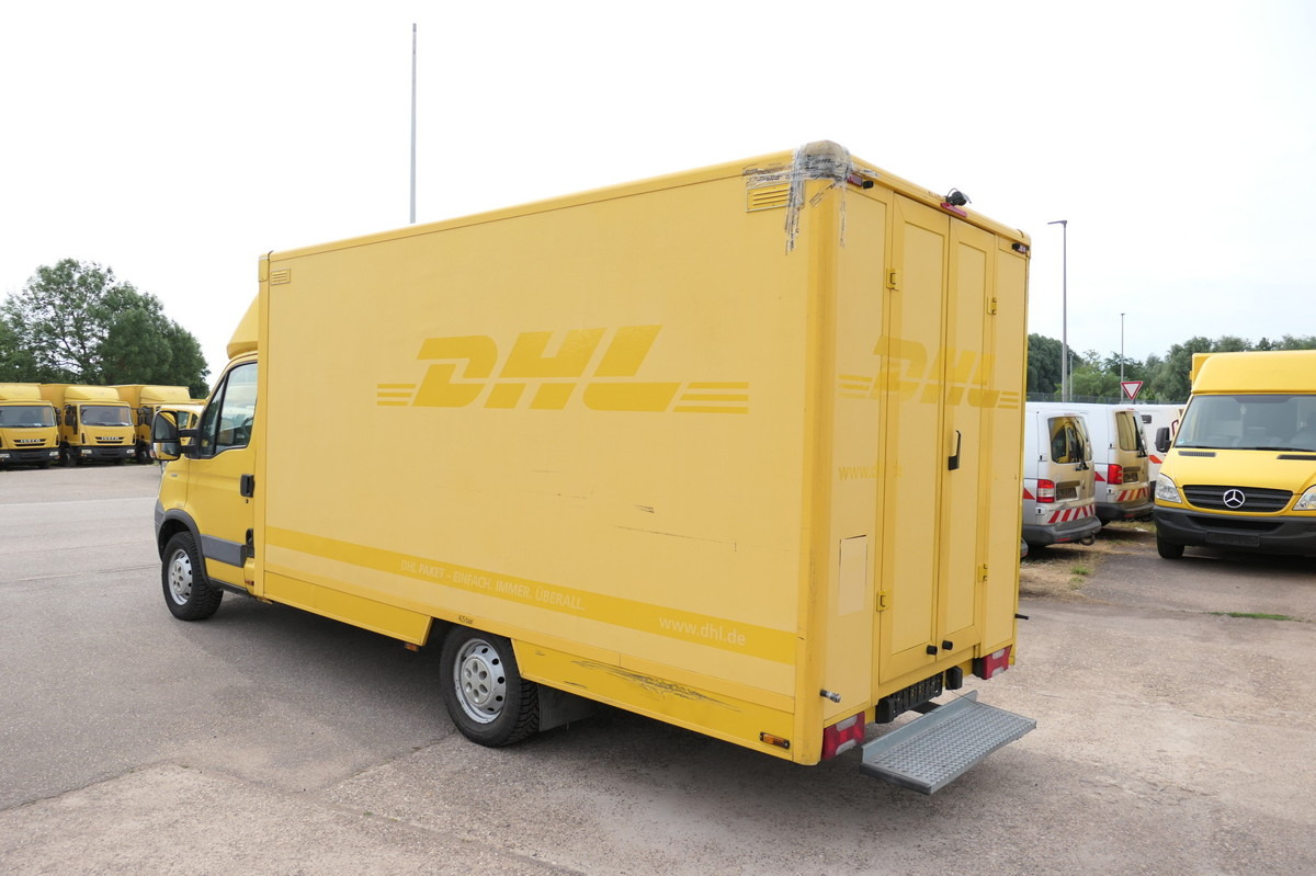 IVECO Daily 35 S11 C30C AUTOMATIK KAMERA MAXI Regale D - Carrinha de contentor: foto 4 IVECO Daily 35 S11 C30C AUTOMATIK KAMERA MAXI Regale D - Carrinha de contentor: foto 4